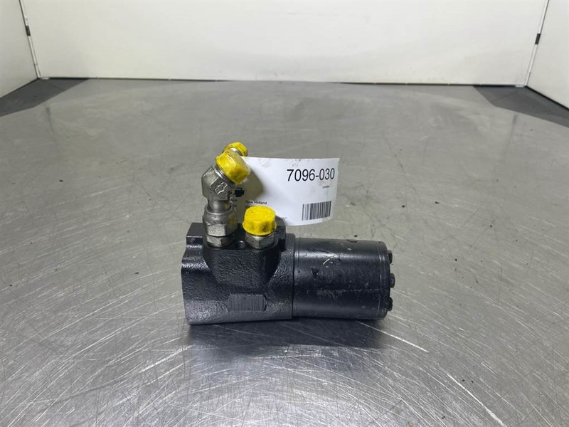New Holland W110C-Eaton-Steering unit/Lenkeinheit/Orbitrol - Hidraulika za Građevinska mašina: slika 1 New Holland W110C-Eaton-Steering unit/Lenkeinheit/Orbitrol - Hidraulika za Građevinska mašina: slika 1