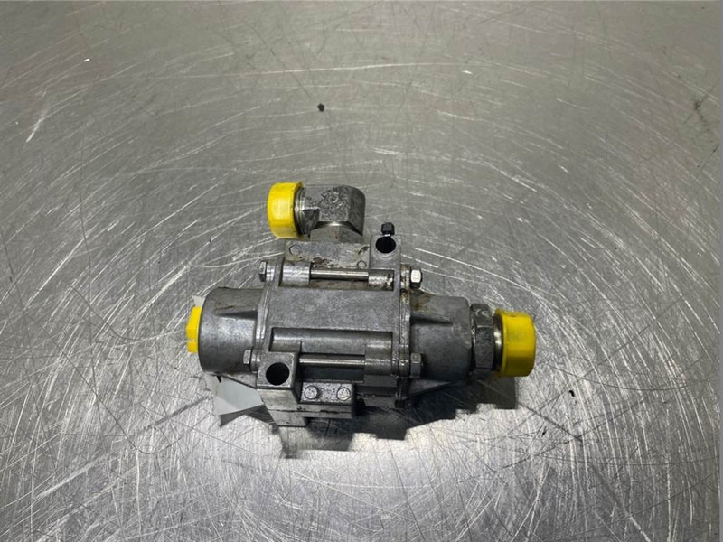 New Holland W110C-Parker TH-1000-27FM-36-Valve/Ventile - Hidraulika za Građevinska mašina: slika 1 New Holland W110C-Parker TH-1000-27FM-36-Valve/Ventile - Hidraulika za Građevinska mašina: slika 1