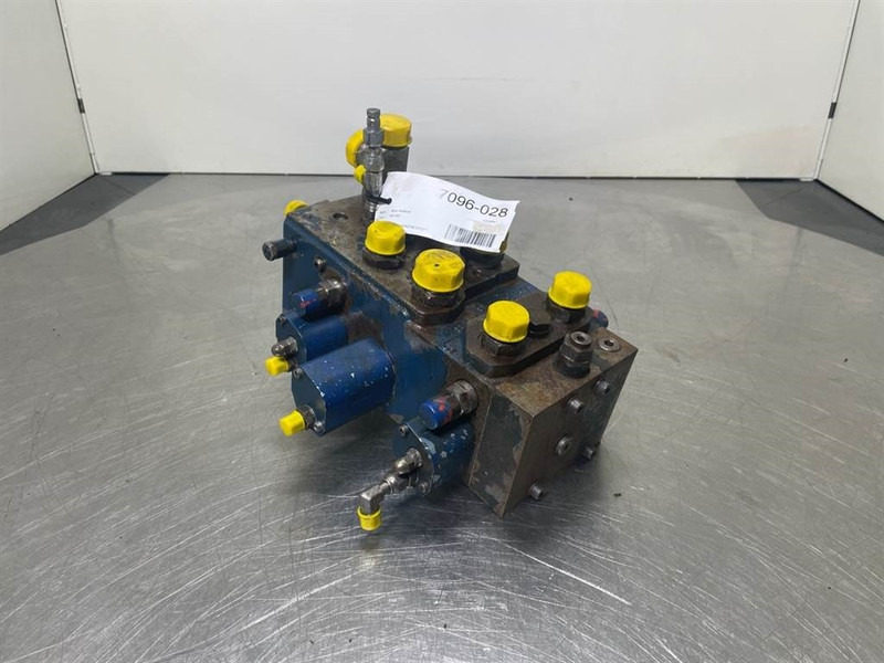 New Holland W110C-Rexroth M6-1213-00/3M6-Valve/Ventile - Hidraulika za Građevinska mašina: slika 3 New Holland W110C-Rexroth M6-1213-00/3M6-Valve/Ventile - Hidraulika za Građevinska mašina: slika 3