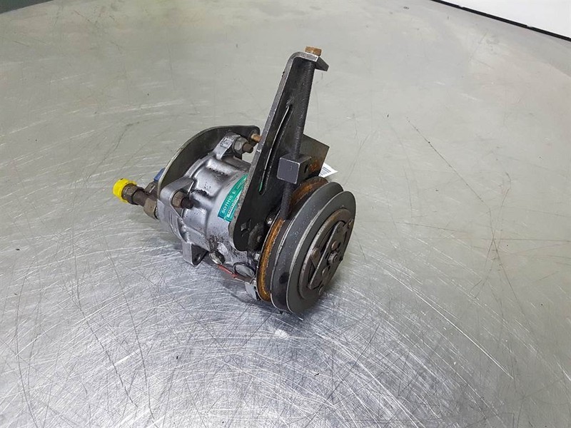 SANDEN SD7H15-8091-Compressor/Kompressor/Aircopomp - Kompresor klima uređaja za Građevinska mašina: slika 3 SANDEN SD7H15-8091-Compressor/Kompressor/Aircopomp - Kompresor klima uređaja za Građevinska mašina: slika 3