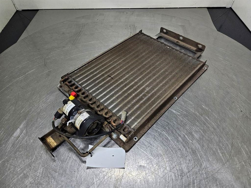 Sennebogen 835E-156803-Airco condenser/Klimakondensator - Ram/ Šasija za Građevinska mašina: slika 2 Sennebogen 835E-156803-Airco condenser/Klimakondensator - Ram/ Šasija za Građevinska mašina: slika 2