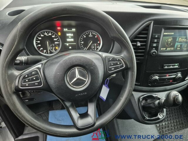 Mercedes-Benz Vito 116 CDI Kasten Lang AHK 2t. 3Sitze Tempomat - Mali kombi: slika 3 Mercedes-Benz Vito 116 CDI Kasten Lang AHK 2t. 3Sitze Tempomat - Mali kombi: slika 3