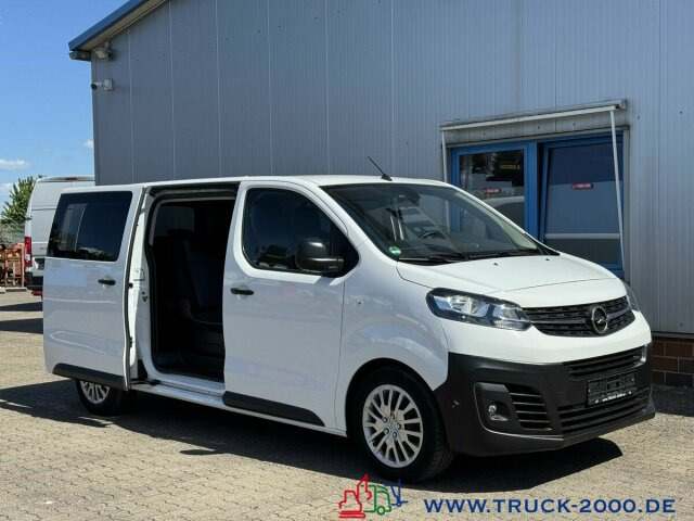 Opel Vivaro 9 Sitzer Klima vorne & hinten Navi + DAB - Minibus, Putnički kombi: slika 4 Opel Vivaro 9 Sitzer Klima vorne & hinten Navi + DAB - Minibus, Putnički kombi: slika 4