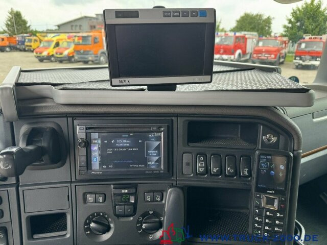 Scania R 560 V8 Kran HIAB 185K hebt bei 11m = 1.500kg - Kamion sa tovarnim sandukom, Kamion sa dizalicom: slika 4 Scania R 560 V8 Kran HIAB 185K hebt bei 11m = 1.500kg - Kamion sa tovarnim sandukom, Kamion sa dizalicom: slika 4