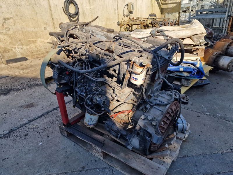DAF 865 RS200L - Motor: slika 2 DAF 865 RS200L - Motor: slika 2
