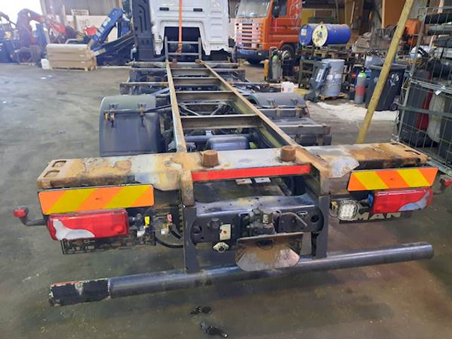 MAN TGM 15.290 4X2 LL - Kamion za prevoz kontejnera/ Kamion sa promenjivim sandukom: slika 3 MAN TGM 15.290 4X2 LL - Kamion za prevoz kontejnera/ Kamion sa promenjivim sandukom: slika 3