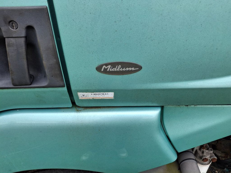 Renault MIDLUM 150-08/B - Kamion sa zatvorenim sandukom: slika 4 Renault MIDLUM 150-08/B - Kamion sa zatvorenim sandukom: slika 4