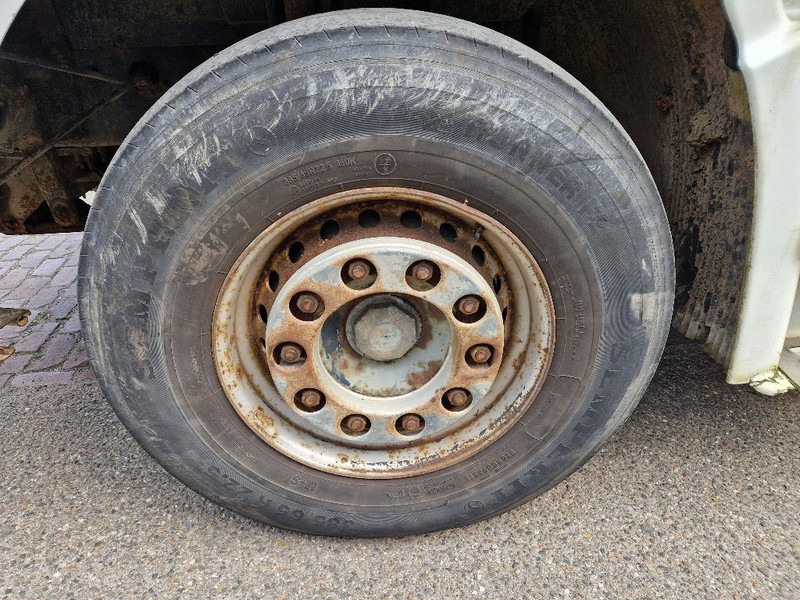 Volvo NH12.460 - Tegljač: slika 4 Volvo NH12.460 - Tegljač: slika 4