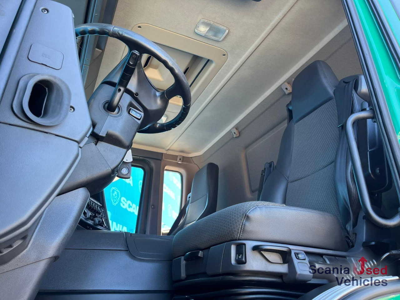 SCANIA P 320 DB6x2*4MNB RETARDER FULL AIR 8T TAIL LIFT 2T - Kamion sa golom šasijom i zatvorenom kabinom: slika 4 SCANIA P 320 DB6x2*4MNB RETARDER FULL AIR 8T TAIL LIFT 2T - Kamion sa golom šasijom i zatvorenom kabinom: slika 4