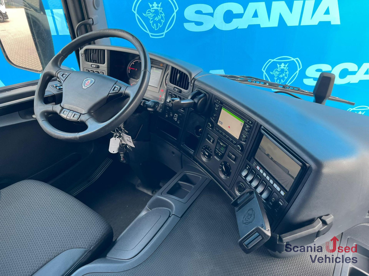 SCANIA P 410 DB6x2*4MNB RETARDER FULL AIR 8T TAIL LIFT 2T - Kamion sa zatvorenim sandukom: slika 5 SCANIA P 410 DB6x2*4MNB RETARDER FULL AIR 8T TAIL LIFT 2T - Kamion sa zatvorenim sandukom: slika 5