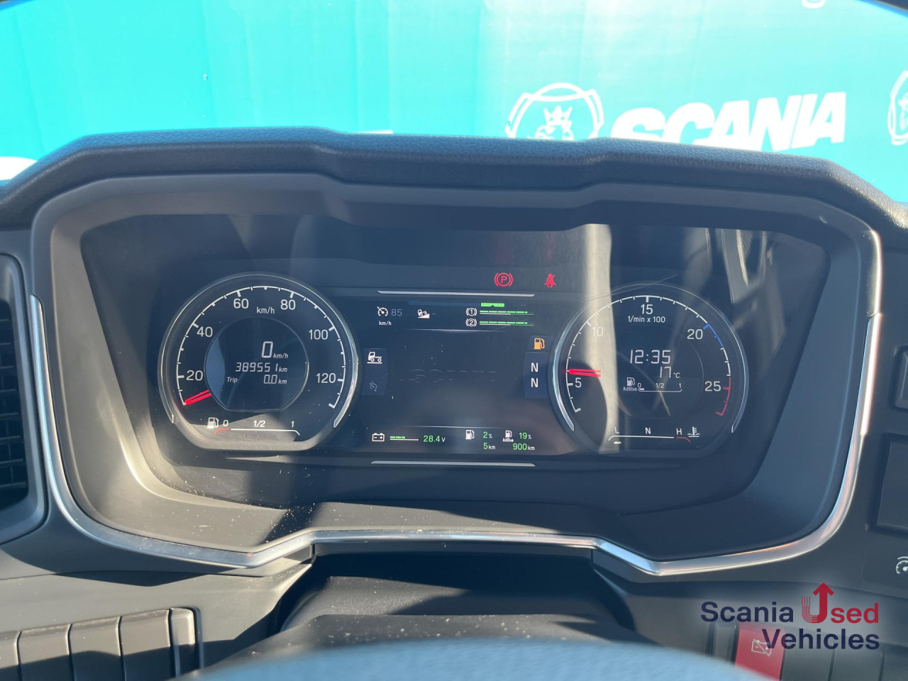 SCANIA R 410 A4x2NA RETARDER LED NAVI - Tegljač: slika 5 SCANIA R 410 A4x2NA RETARDER LED NAVI - Tegljač: slika 5