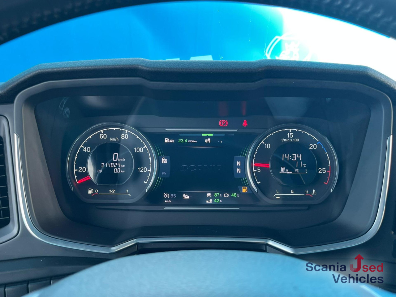 SCANIA R 410 A4x2NA RETARDER LED NAVI - Tegljač: slika 5 SCANIA R 410 A4x2NA RETARDER LED NAVI - Tegljač: slika 5