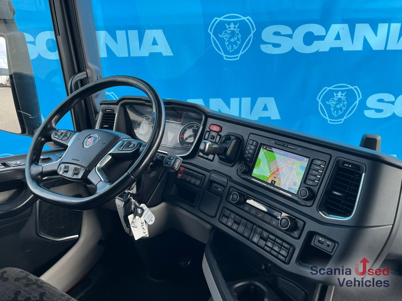 SCANIA R 410 A4x2NA RETARDER NAVI - Tegljač: slika 5 SCANIA R 410 A4x2NA RETARDER NAVI - Tegljač: slika 5