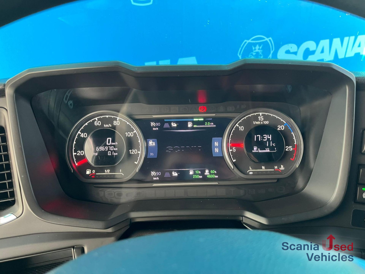 SCANIA R 450 A4x2NA RETARDER 8T DIFF-L SMART2 - Tegljač: slika 5 SCANIA R 450 A4x2NA RETARDER 8T DIFF-L SMART2 - Tegljač: slika 5