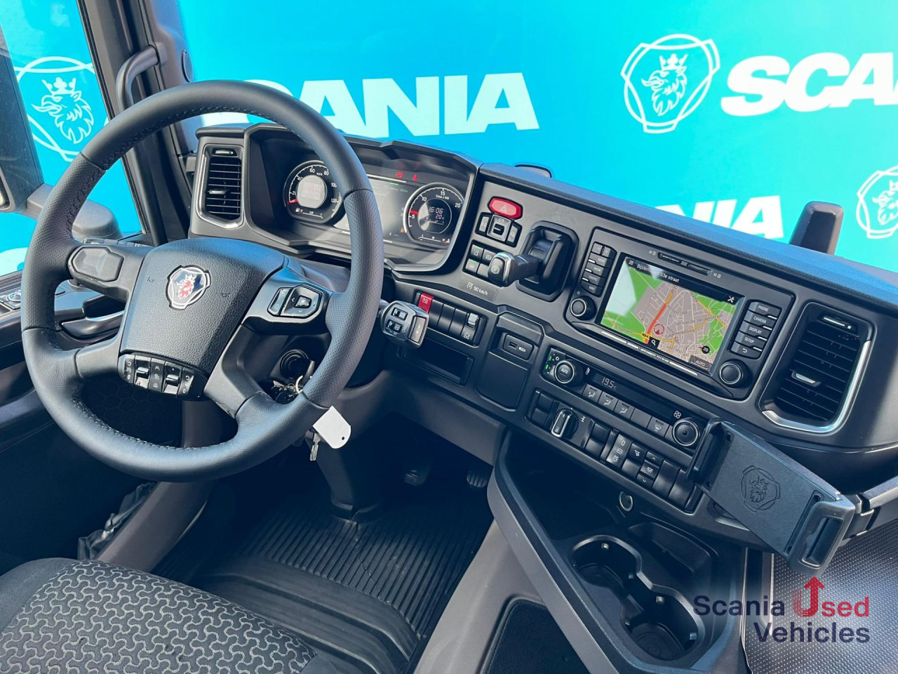 SCANIA R 450 A4x2NA RETARDER ADR FL PTO DIFF-L ALCOA - Tegljač: slika 5 SCANIA R 450 A4x2NA RETARDER ADR FL PTO DIFF-L ALCOA - Tegljač: slika 5