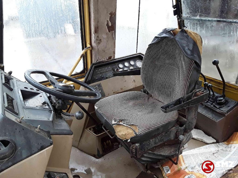 Bager utovarivač Caterpillar 428: slika 7