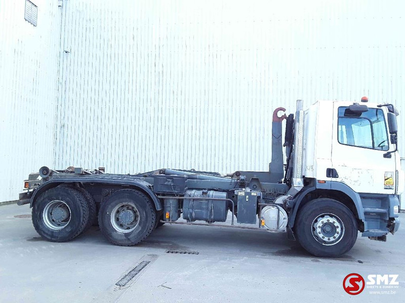 DAF 85 CF 340 Euro 3 top condtion - Kamion za prevoz kontejnera/ Kamion sa promenjivim sandukom: slika 4 DAF 85 CF 340 Euro 3 top condtion - Kamion za prevoz kontejnera/ Kamion sa promenjivim sandukom: slika 4