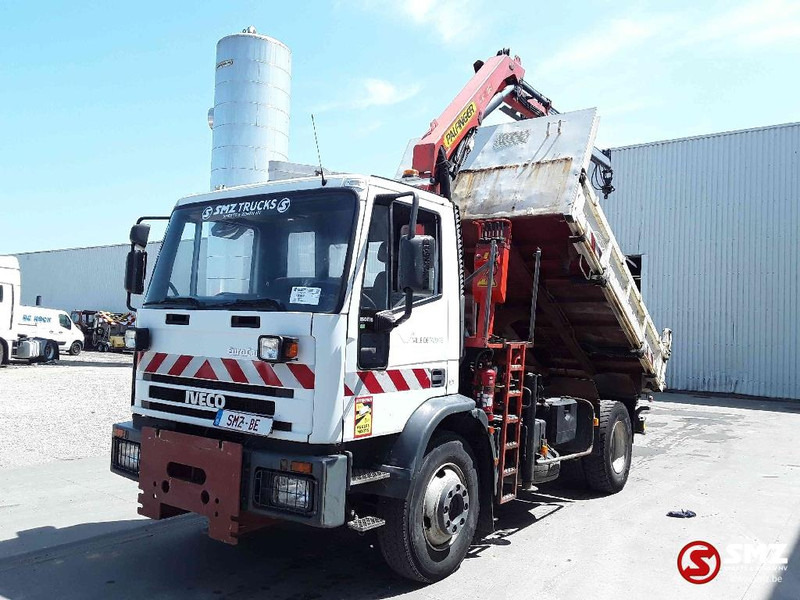Iveco Eurocargo 150 E 18 120000km manual pump - Istovarivač, Kamion sa dizalicom: slika 3 Iveco Eurocargo 150 E 18 120000km manual pump - Istovarivač, Kamion sa dizalicom: slika 3