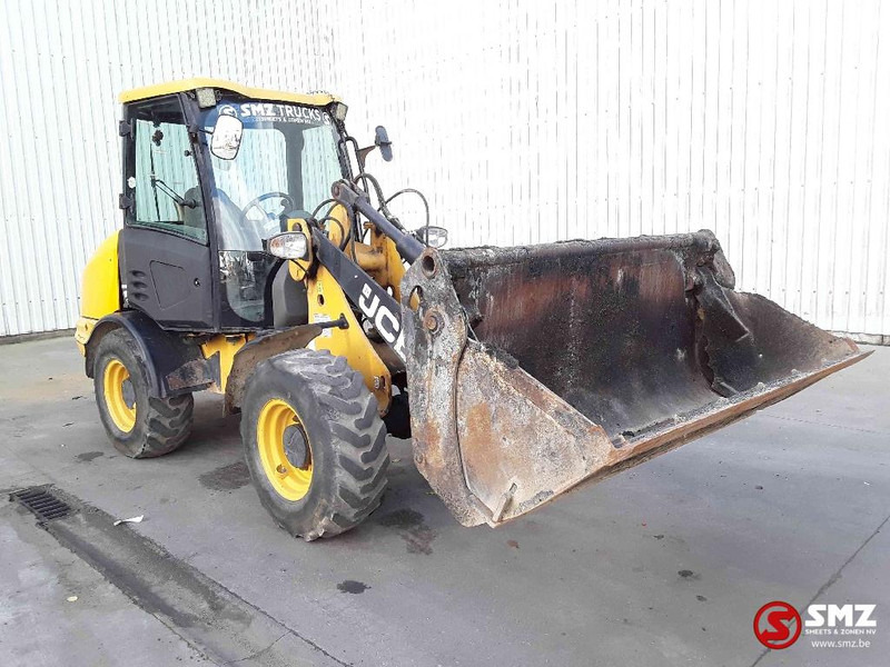 JCB 406 3892 h - Utovarivač točkaš: slika 1 JCB 406 3892 h - Utovarivač točkaš: slika 1