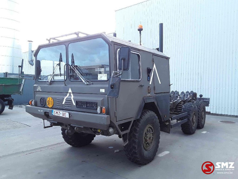 MAN KAT 6x6 72000 km - Kamion sa golom šasijom i zatvorenom kabinom: slika 3 MAN KAT 6x6 72000 km - Kamion sa golom šasijom i zatvorenom kabinom: slika 3