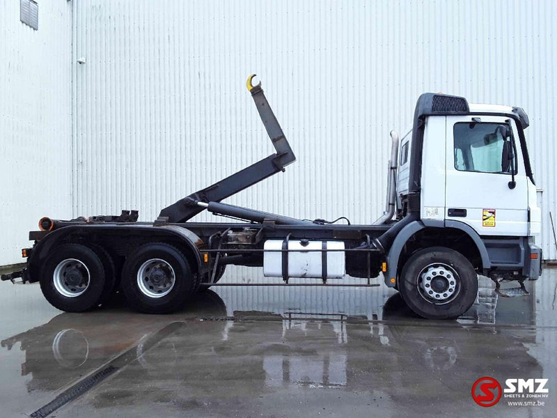 Mercedes-Benz Actros 3341 manual lames - Kamion za prevoz kontejnera/ Kamion sa promenjivim sandukom: slika 4 Mercedes-Benz Actros 3341 manual lames - Kamion za prevoz kontejnera/ Kamion sa promenjivim sandukom: slika 4