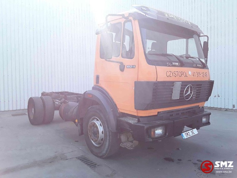 Mercedes-Benz SK 1824 lames-steel no 1922 - Kamion sa golom šasijom i zatvorenom kabinom: slika 1 Mercedes-Benz SK 1824 lames-steel no 1922 - Kamion sa golom šasijom i zatvorenom kabinom: slika 1
