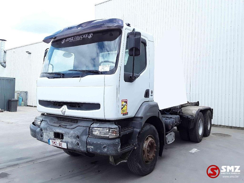 Renault Kerax 370 steel lames - Kamion sa golom šasijom i zatvorenom kabinom: slika 3 Renault Kerax 370 steel lames - Kamion sa golom šasijom i zatvorenom kabinom: slika 3