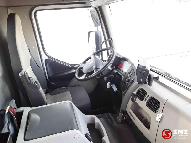 Renault Kerax 380 6x4 chassis - Kamion sa tovarnim sandukom, Kamion sa dizalicom: slika 5 Renault Kerax 380 6x4 chassis - Kamion sa tovarnim sandukom, Kamion sa dizalicom: slika 5
