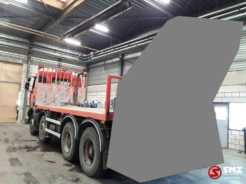 Kamion sa tovarnim sandukom Renault Kerax 430: slika 10