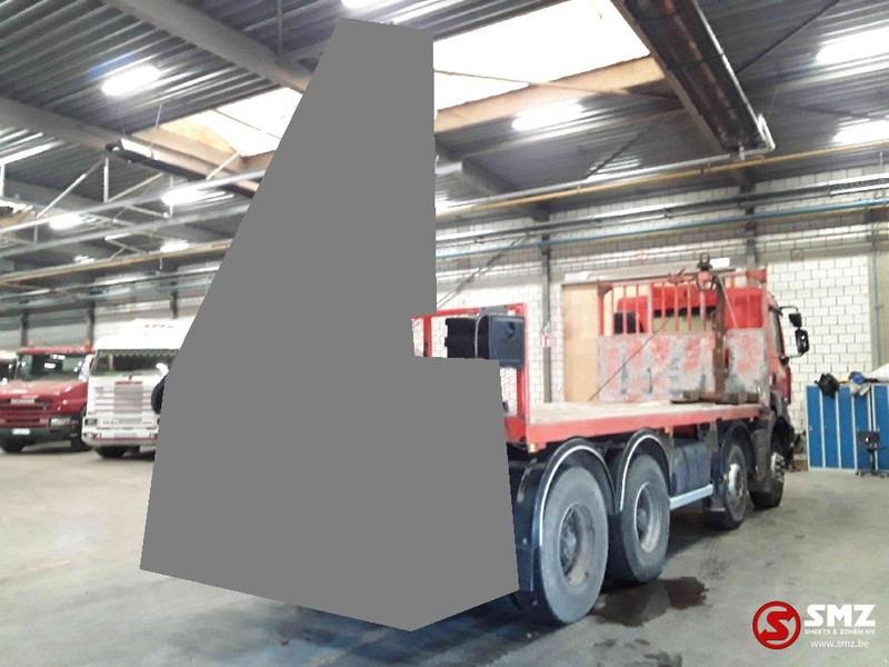 Kamion sa tovarnim sandukom Renault Kerax 430: slika 9