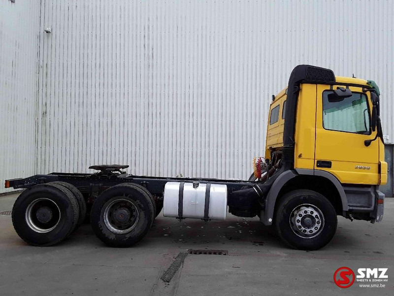 Mercedes-Benz Actros 2636 6x4 steel lames EPS - Tegljač: slika 4 Mercedes-Benz Actros 2636 6x4 steel lames EPS - Tegljač: slika 4