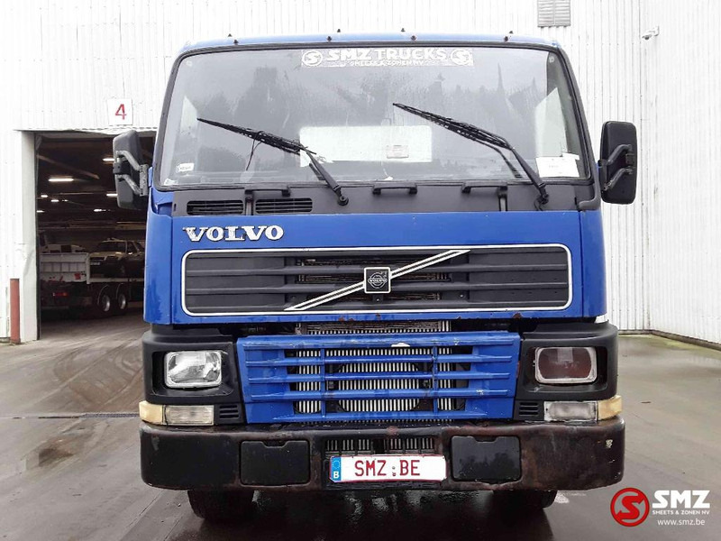 Volvo FM 12 420 lames/big axle - Kamion sa golom šasijom i zatvorenom kabinom: slika 2 Volvo FM 12 420 lames/big axle - Kamion sa golom šasijom i zatvorenom kabinom: slika 2