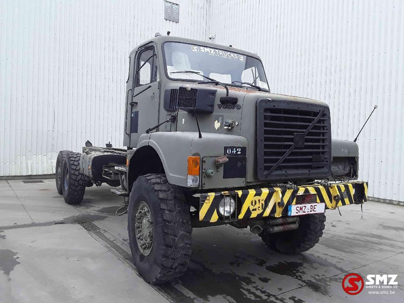 Volvo N 10 6x4 4490 km ex chassis - Kamion sa golom šasijom i zatvorenom kabinom: slika 1 Volvo N 10 6x4 4490 km ex chassis - Kamion sa golom šasijom i zatvorenom kabinom: slika 1
