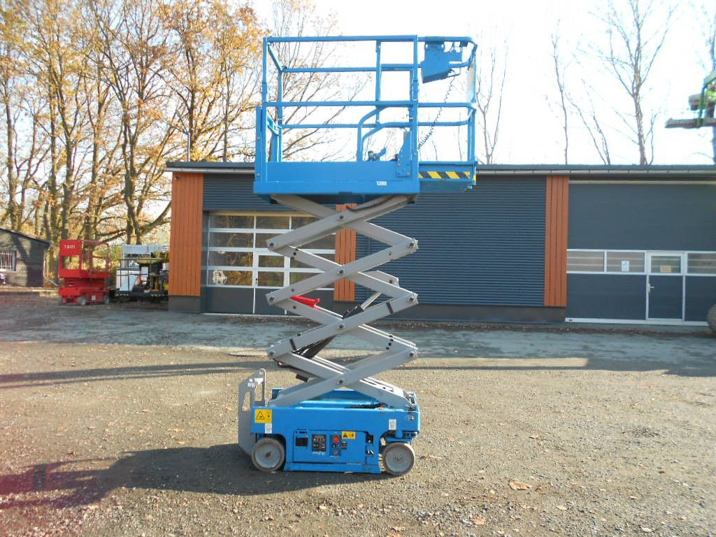 Genie GS 1330, Scherenarbeitsbühne Genie 5,9 m - Lift u obliku makaza: slika 1 Genie GS 1330, Scherenarbeitsbühne Genie 5,9 m - Lift u obliku makaza: slika 1