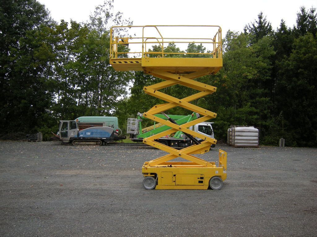 Genie GS 2646, Scherenarbeitsbühne Genie 9,9 m - Vazdušna platforma montirana na kamion: slika 5 Genie GS 2646, Scherenarbeitsbühne Genie 9,9 m - Vazdušna platforma montirana na kamion: slika 5