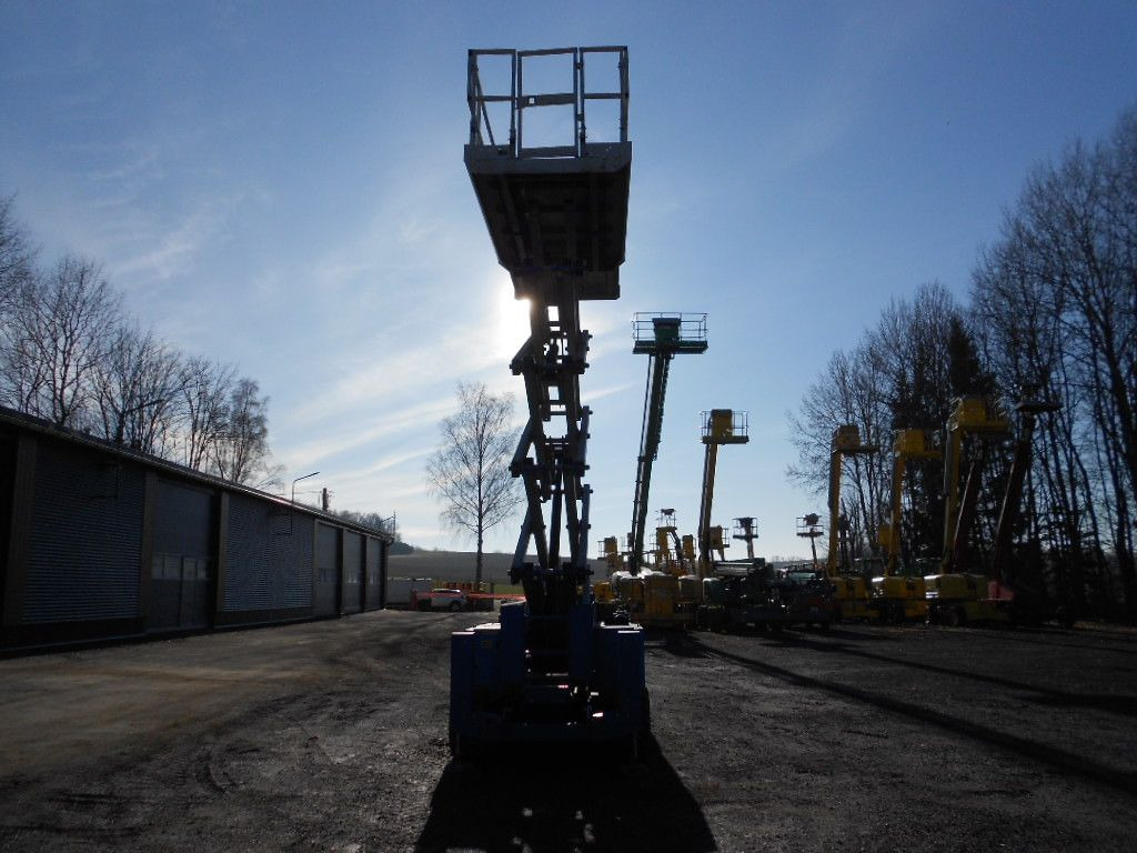 Genie GS4069BE, Hybrid, Allrad, Stützen, AH 14 m - Lift u obliku makaza: slika 3 Genie GS4069BE, Hybrid, Allrad, Stützen, AH 14 m - Lift u obliku makaza: slika 3
