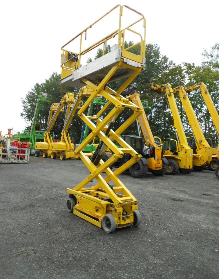 JLG 1930 ES, Scherenarbeitsbühne AH 8 m - Vazdušna platforma montirana na kamion: slika 4 JLG 1930 ES, Scherenarbeitsbühne AH 8 m - Vazdušna platforma montirana na kamion: slika 4