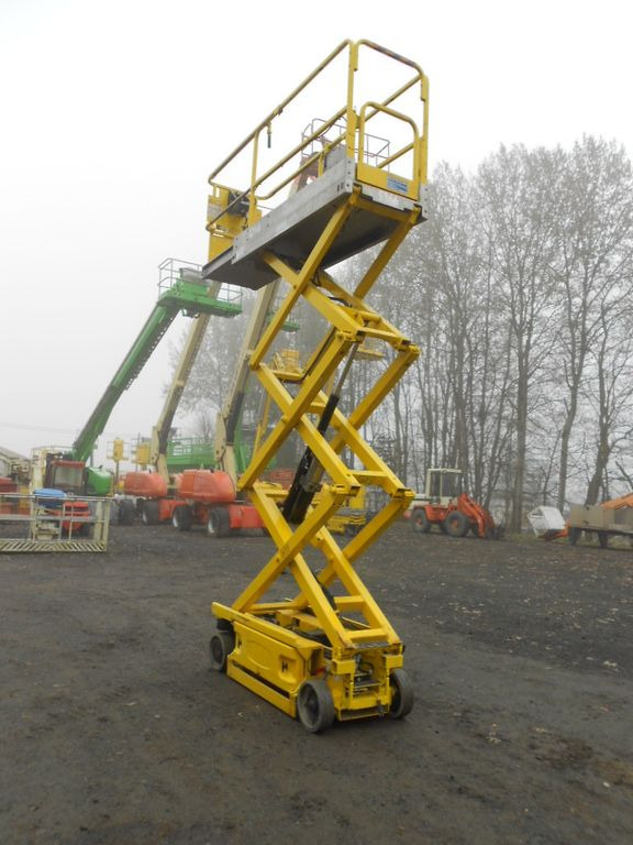 JLG JLG 1930 ES, Scherenarbeitsbühne AH 8 m - Lift u obliku makaza: slika 4 JLG JLG 1930 ES, Scherenarbeitsbühne AH 8 m - Lift u obliku makaza: slika 4