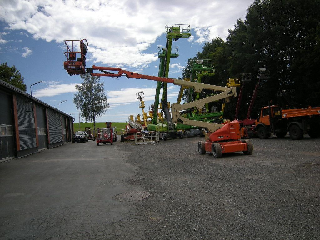 JLG M450 AJ  Gelenkteleskoparbeitsbühne 16 m - Vazdušna platforma montirana na kamion: slika 3 JLG M450 AJ  Gelenkteleskoparbeitsbühne 16 m - Vazdušna platforma montirana na kamion: slika 3
