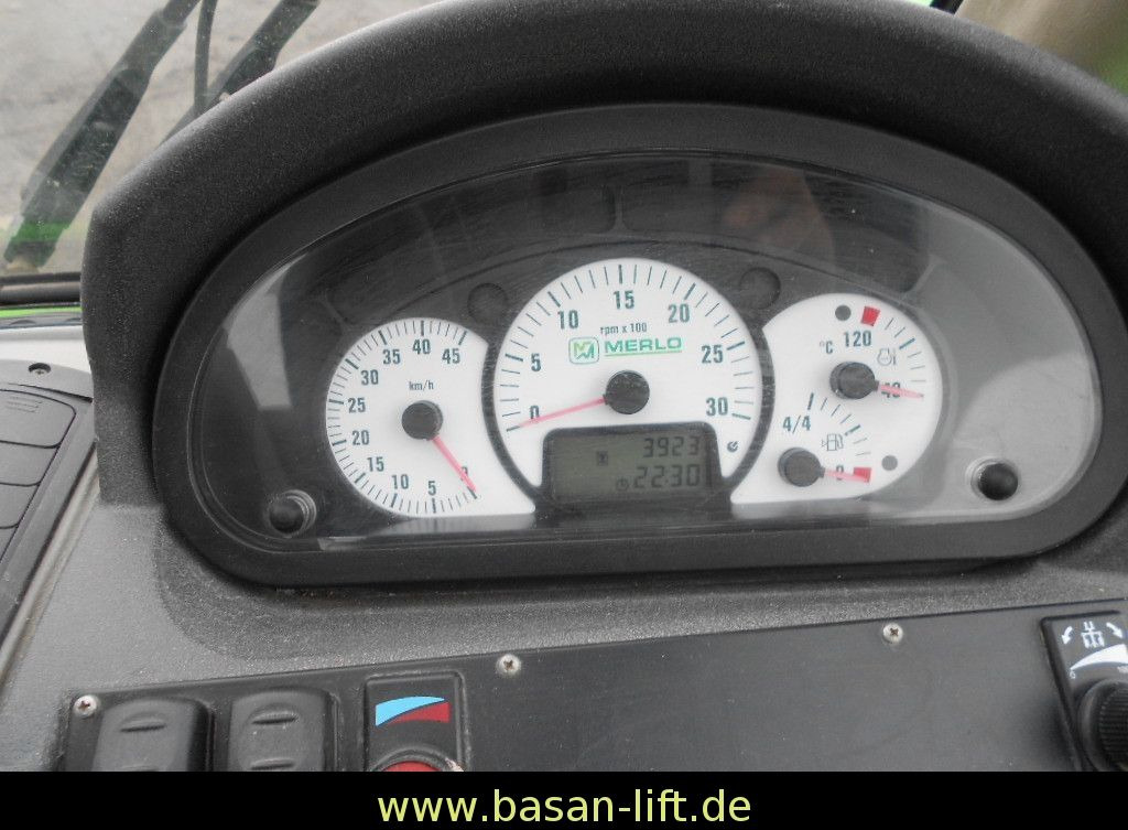 Novu Teleskopski upravljač Merlo RT 38,Roto 40.18 S: slika 30 Novu Teleskopski upravljač Merlo RT 38,Roto 40.18 S: slika 30