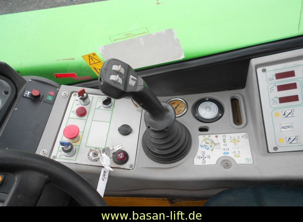 Novu Teleskopski upravljač Merlo RT 38,Roto 40.18 S: slika 28 Novu Teleskopski upravljač Merlo RT 38,Roto 40.18 S: slika 28