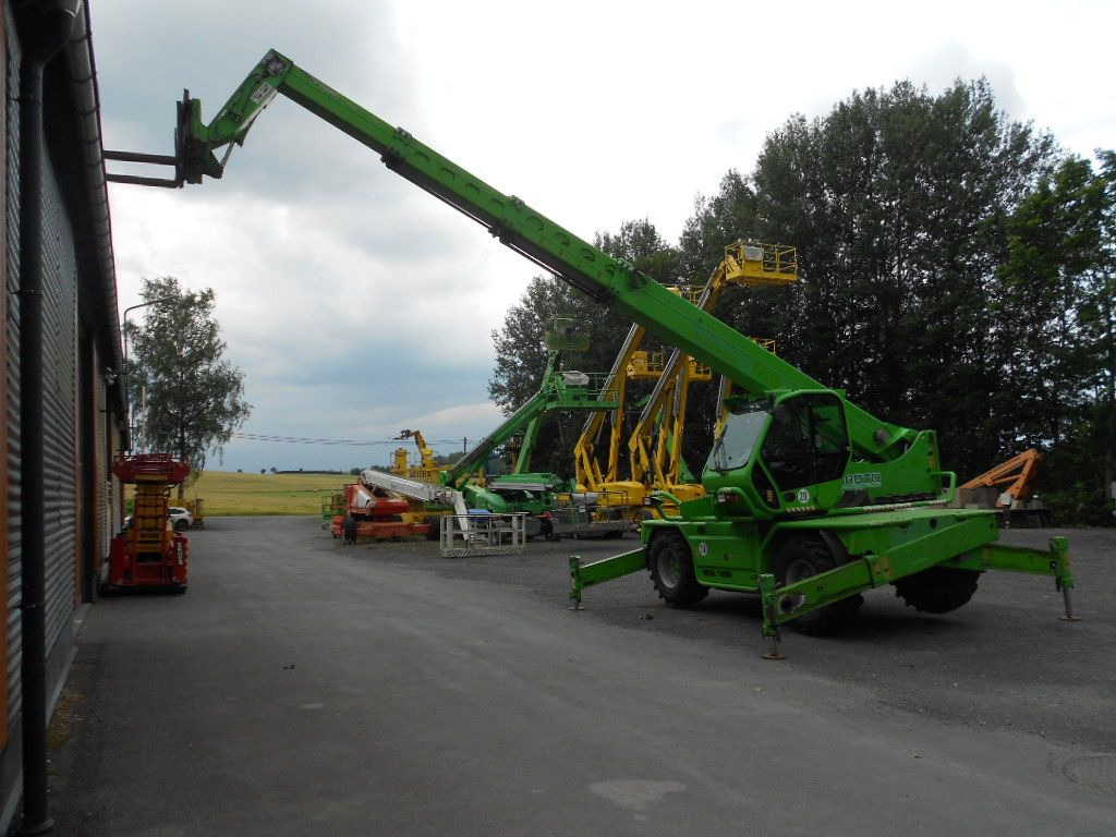 Merlo RT 4025 Roto 45.21 MCSS - Teleskopski upravljač: slika 2 Merlo RT 4025 Roto 45.21 MCSS - Teleskopski upravljač: slika 2