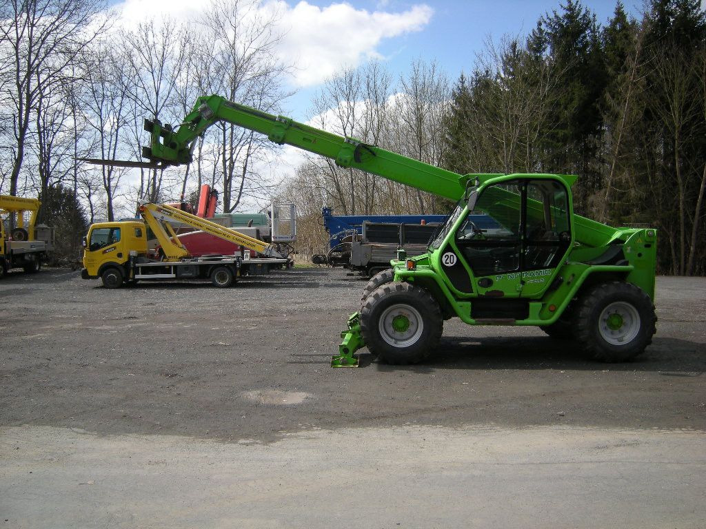 Merlo SL33 Panoramic P38.13 - Teleskopski upravljač: slika 4 Merlo SL33 Panoramic P38.13 - Teleskopski upravljač: slika 4