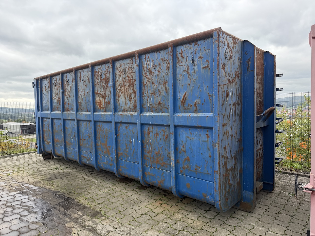 Mercedes-Benz Abrollcontainer Abrollmulde 37 cbm - Kamion: slika 1 Mercedes-Benz Abrollcontainer Abrollmulde 37 cbm - Kamion: slika 1