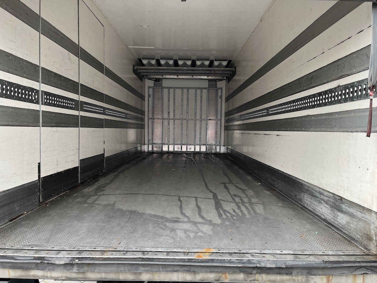 Mercedes-Benz 1842 4x2 LBW Kühlung Flüssigstickstoff GAS - Hladnjača: slika 5 Mercedes-Benz 1842 4x2 LBW Kühlung Flüssigstickstoff GAS - Hladnjača: slika 5