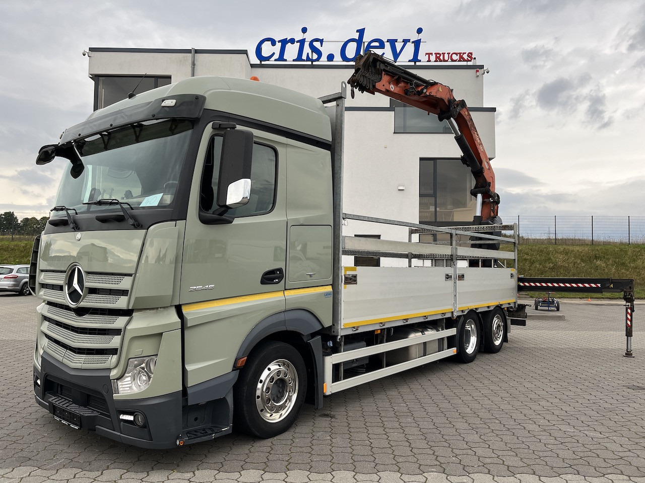 Mercedes-Benz Actros 2545 6x2  Atlas 265-A6   Lenk- Liftachse - Kamion sa tovarnim sandukom, Kamion sa dizalicom: slika 1 Mercedes-Benz Actros 2545 6x2  Atlas 265-A6   Lenk- Liftachse - Kamion sa tovarnim sandukom, Kamion sa dizalicom: slika 1