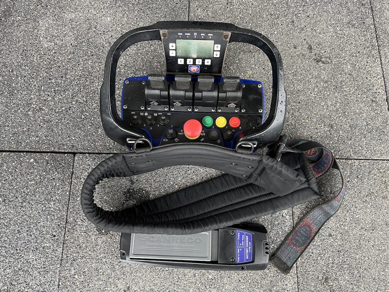 Meusburger MPS-3 Auflieger mit Kran HMF 1510 K-4 Lenkachse - Plato poluprikolica: slika 4 Meusburger MPS-3 Auflieger mit Kran HMF 1510 K-4 Lenkachse - Plato poluprikolica: slika 4