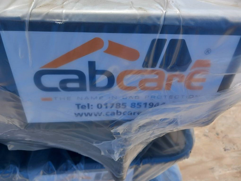 Komatsu PC210 VANDAL PROTECTION - Dodatak za Građevinska mašina: slika 3 Komatsu PC210 VANDAL PROTECTION - Dodatak za Građevinska mašina: slika 3