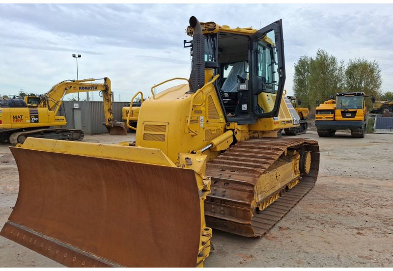 Komatsu D61PXI-24E0 - Buldožer: slika 2 Komatsu D61PXI-24E0 - Buldožer: slika 2