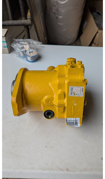 Komatsu D65PX-15 - HYDRAULIC MOTOR ASSY - 708-7L-00040 - Buldožer: slika 5 Komatsu D65PX-15 - HYDRAULIC MOTOR ASSY - 708-7L-00040 - Buldožer: slika 5